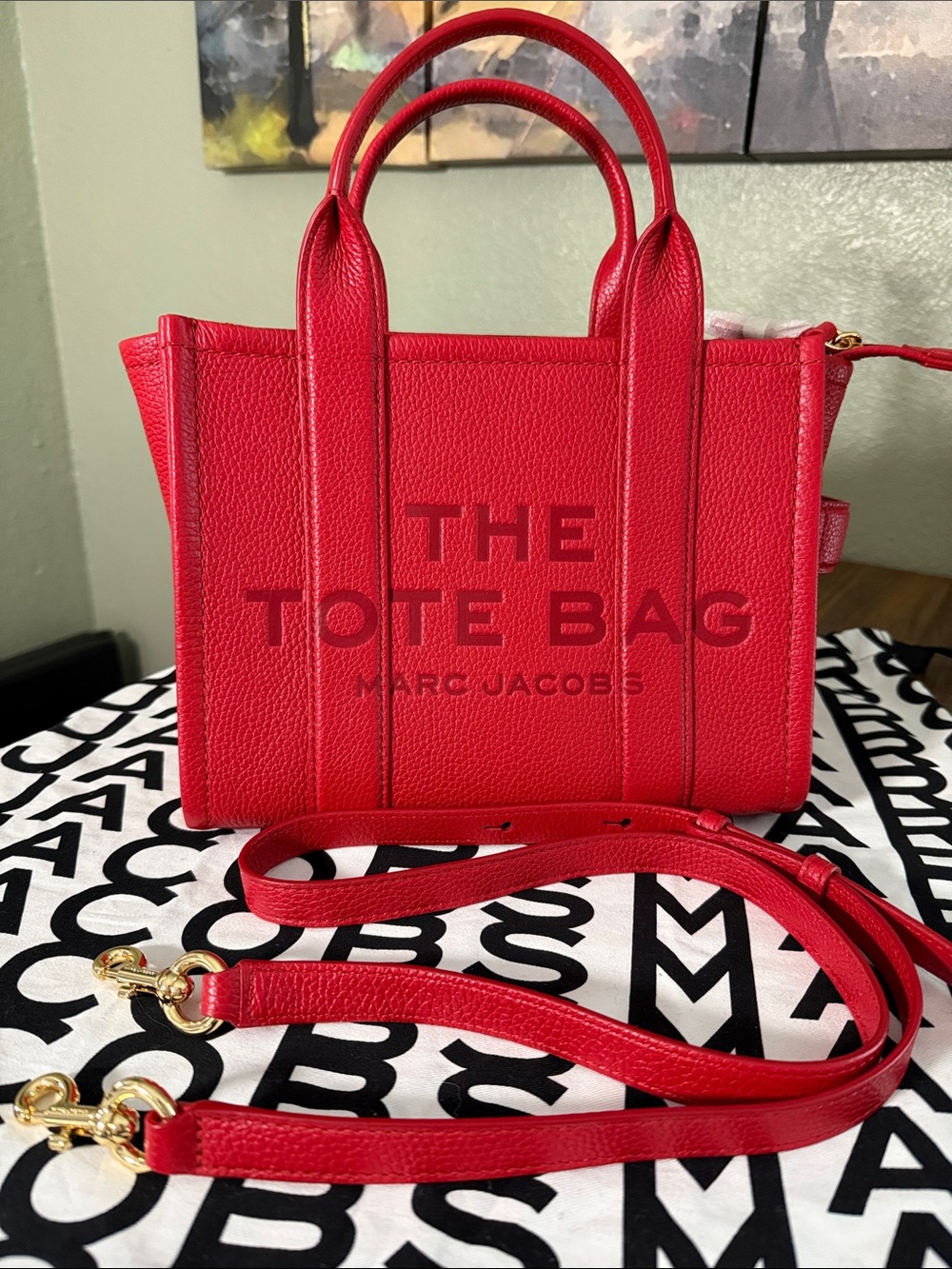 Marc Jacobs The Leather Small Tote Bag' - Picture 11 of 13